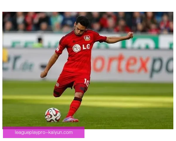 恰尔汗奥卢本赛季助攻趋势持续提升，中场组织表现稳健